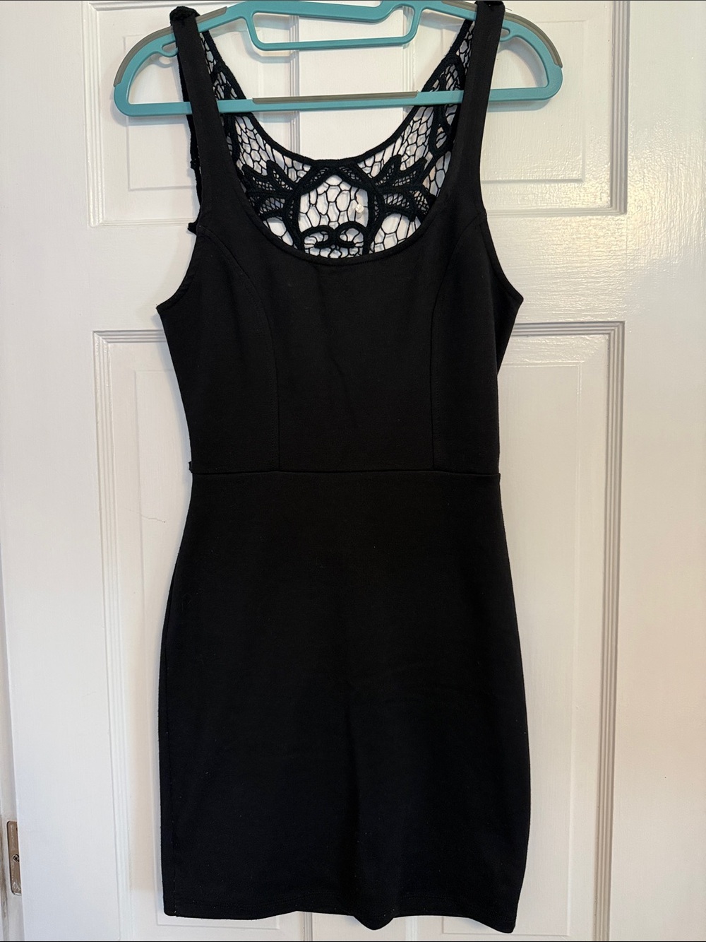 Black Lace-Back Bodycon Dress -